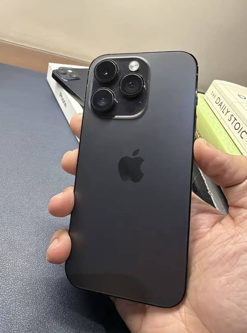 Apple iPhone 14 Pro Max 3