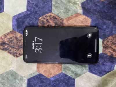 iPhone 11 Pro Max 256GB PTA Approved – Excellent Working Condition