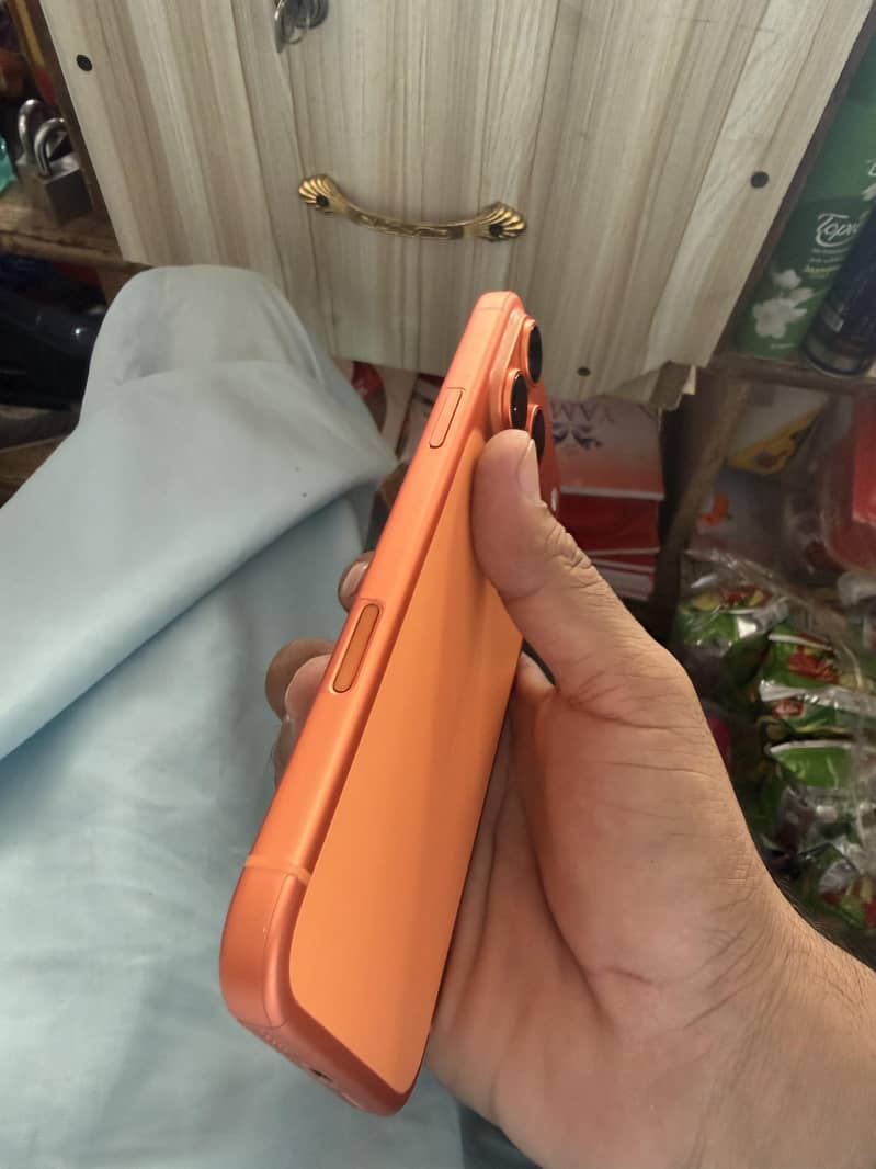 Apple iPhone 17 Pro Max 2