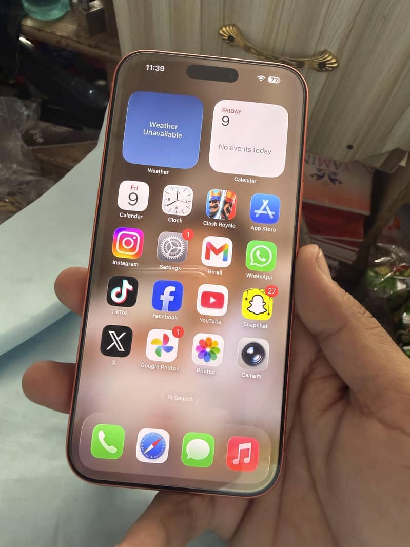 Apple iPhone 17 Pro Max 3
