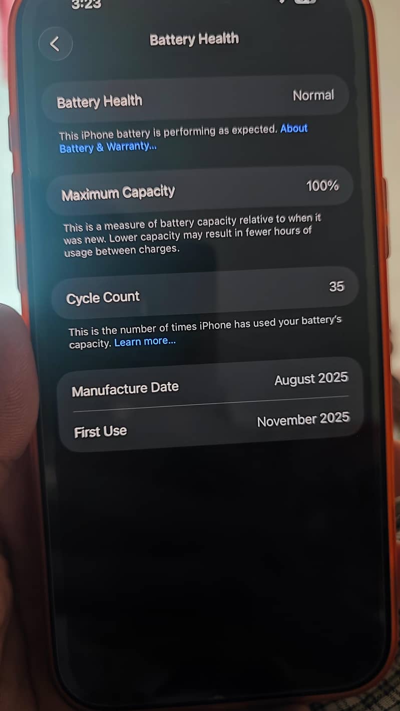 Apple iPhone 17 Pro Max 4