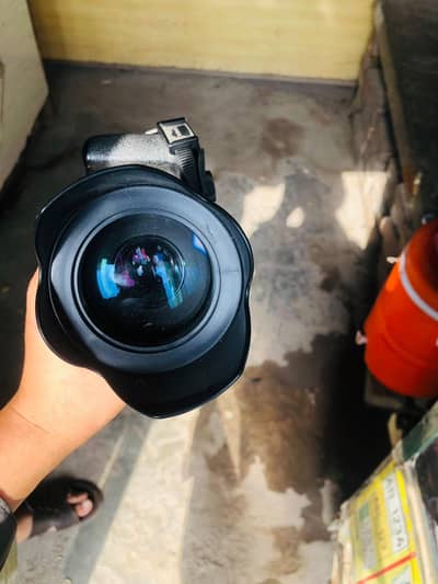 DsLR Canon eos 1200D urgent sale
