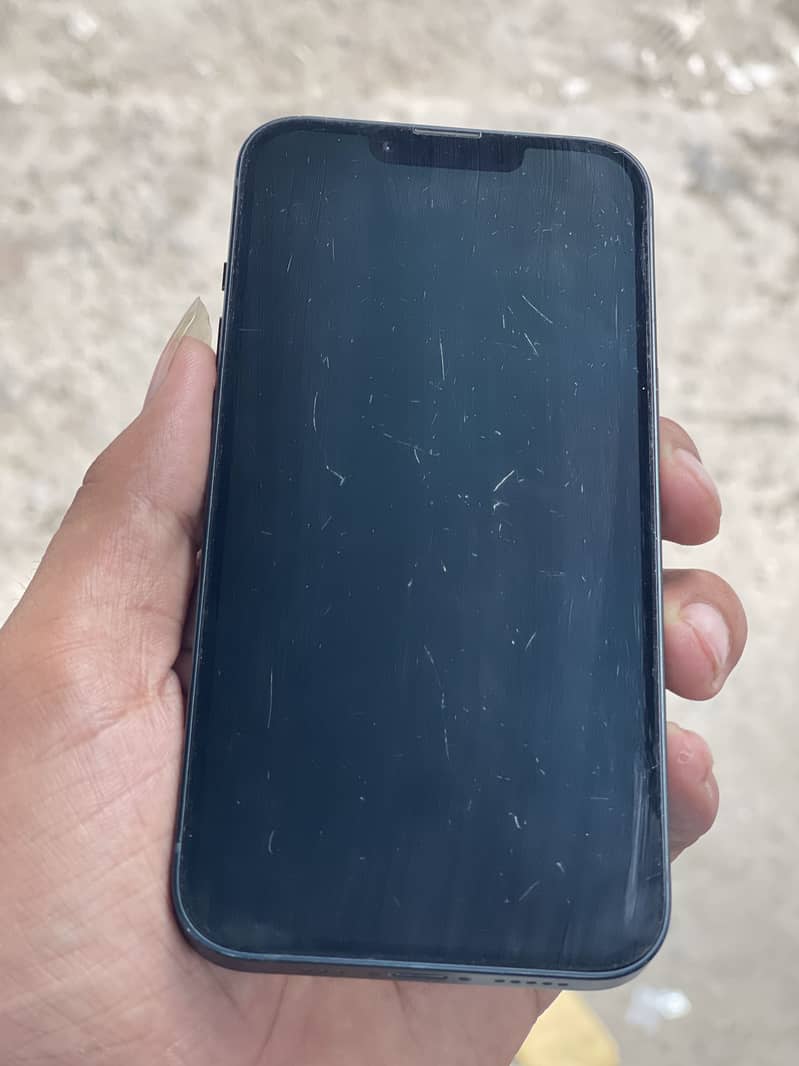 Apple iPhone 13 1