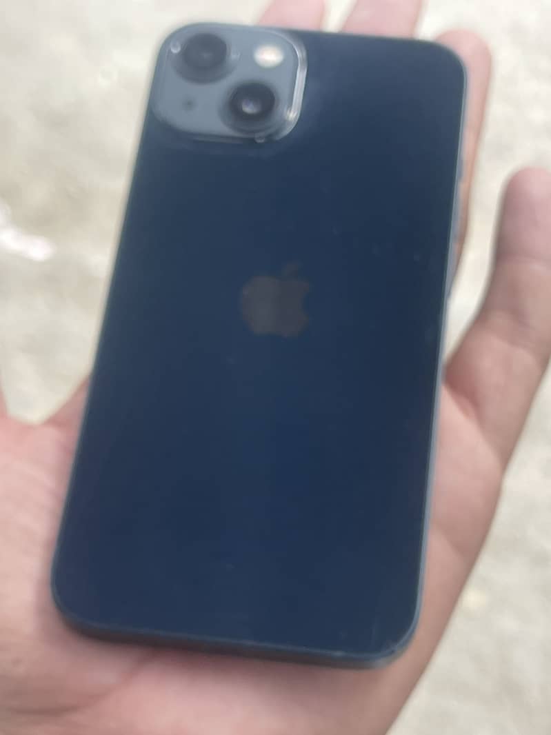 Apple iPhone 13 6