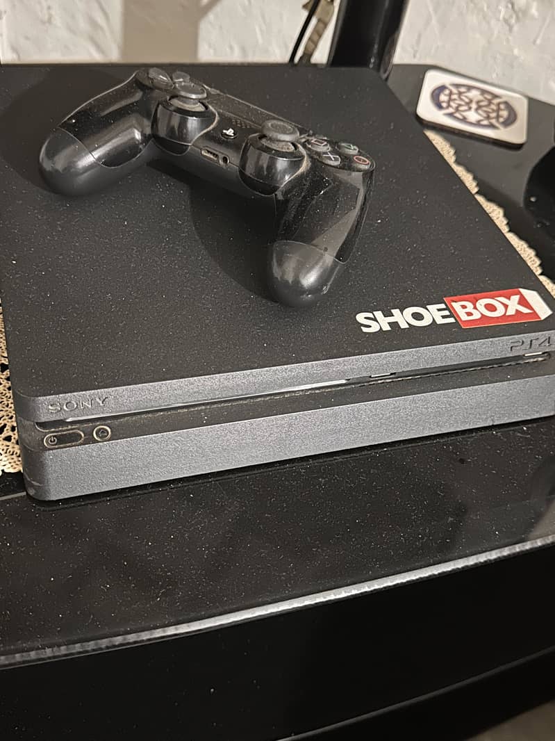 PS4 slim 1tb 0