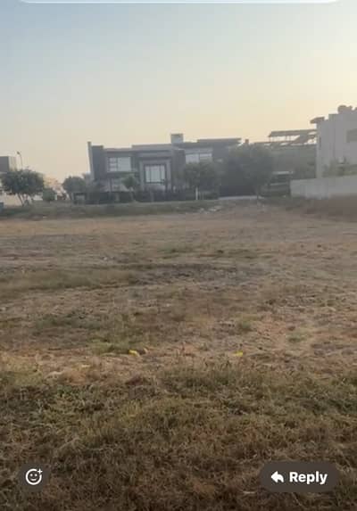 1 Kanal Pair Plot available for Sale in DHA Phase 7 U Block