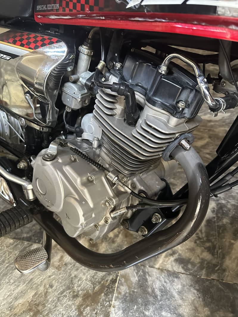 Honda cg 125 Special Edition 4