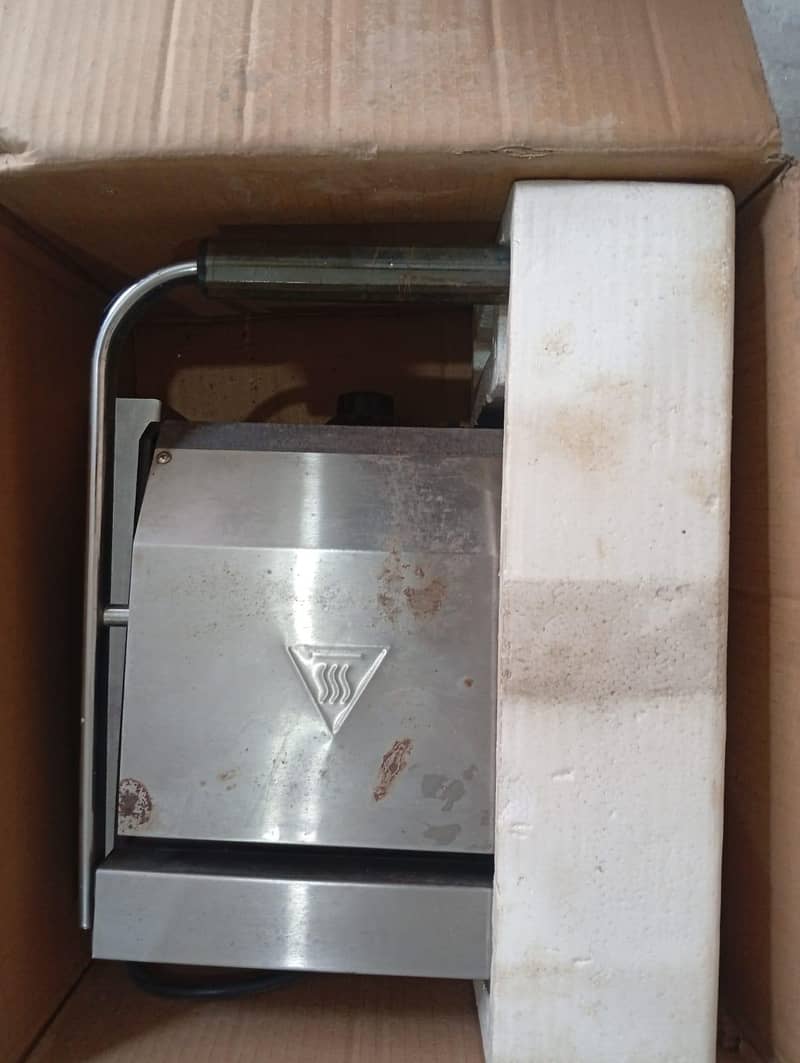 Sandwich Maker machine 8