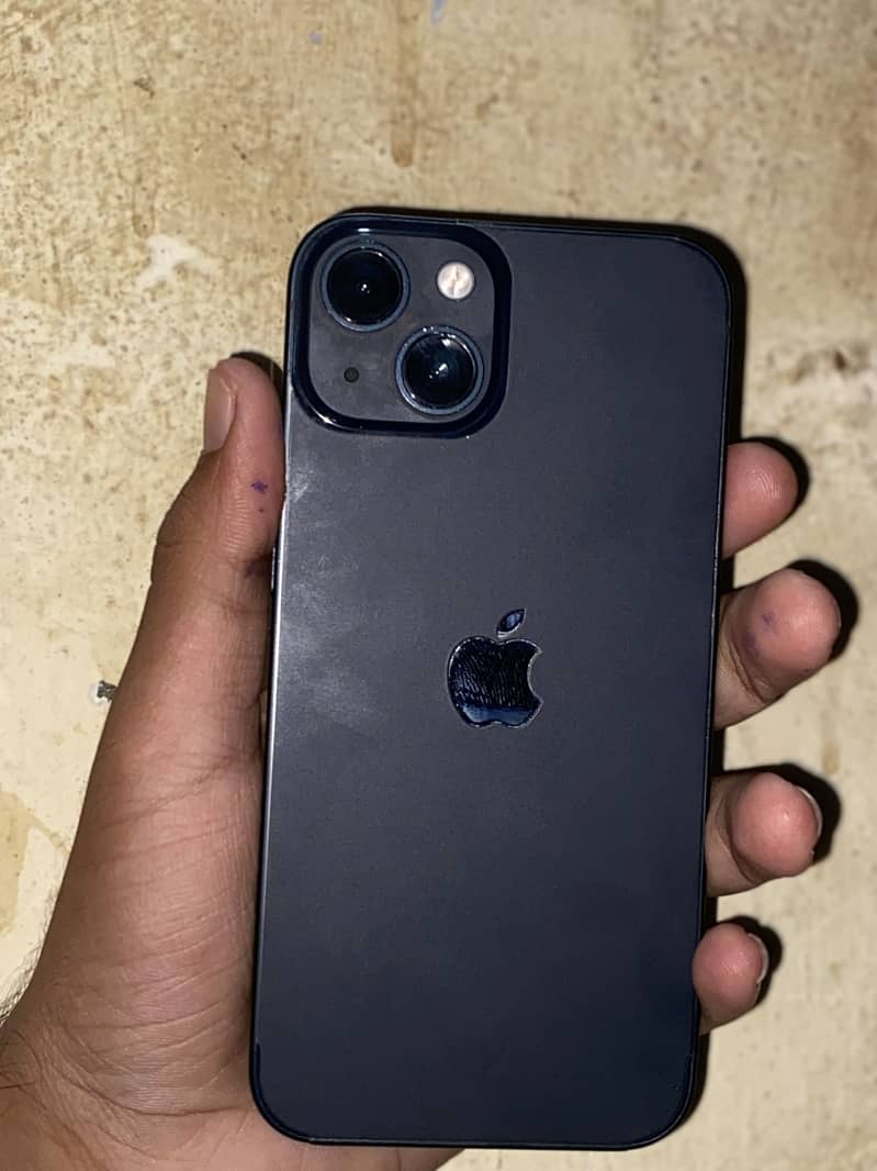 Apple iPhone 13 0