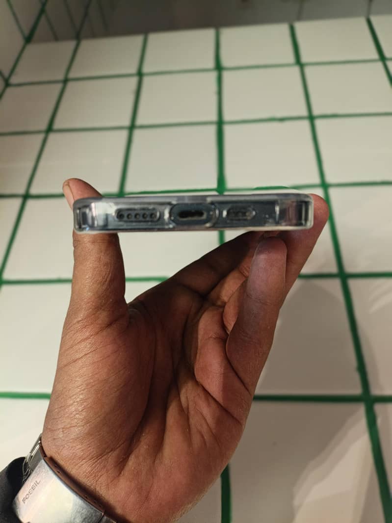 Apple iPhone 12 2