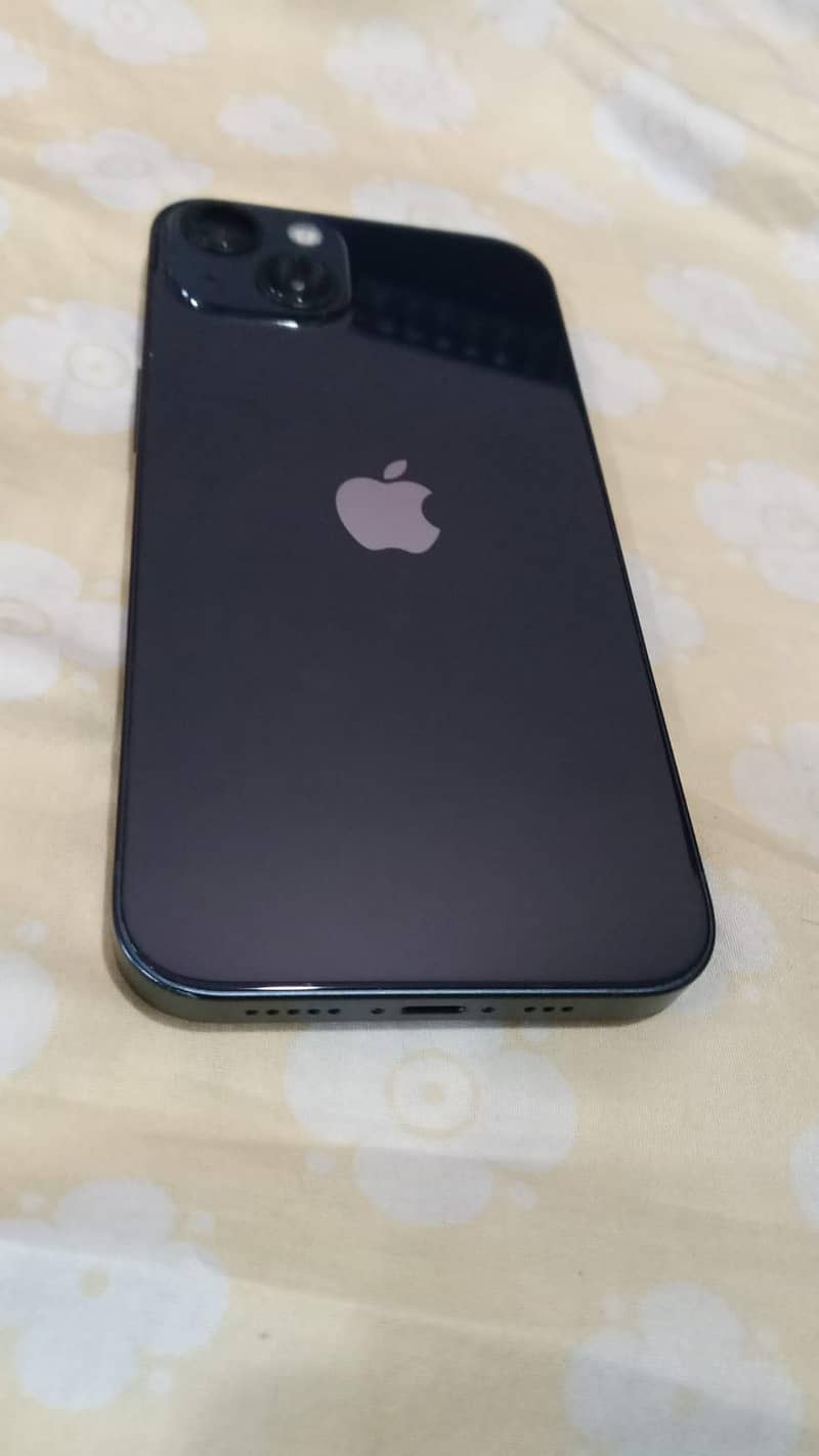 Apple iPhone 13 0