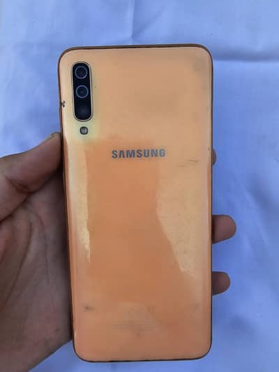 Samsung Mobile A70