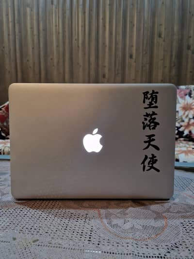 Macbook Air ( 13-inch, Early 2015 )