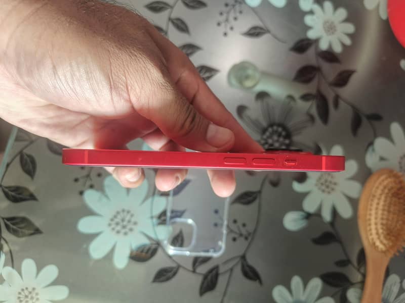 Apple iPhone 14 2