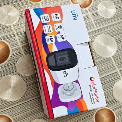 UNV CCTV Camera - ColorHunter (HD, 4-in-1, LED)