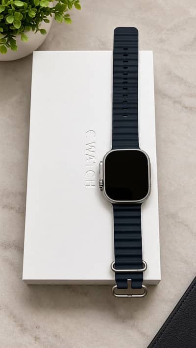 APPLE WATCH ULTRA 49MM GPS + WIRELESS IN 10/10 CONDITION