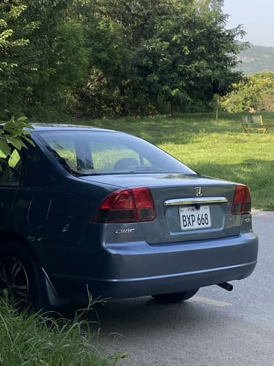 Honda Civic EXi 2005
