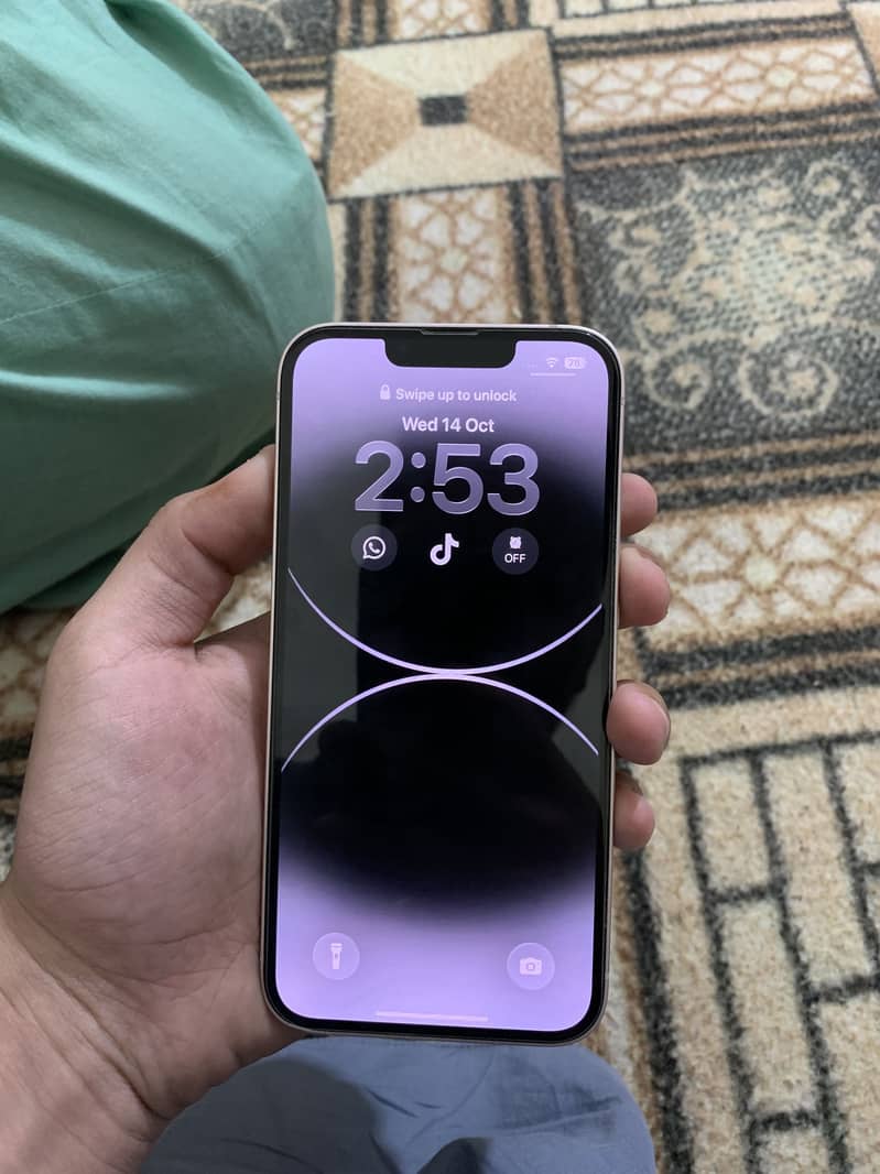 Apple iPhone 13 1