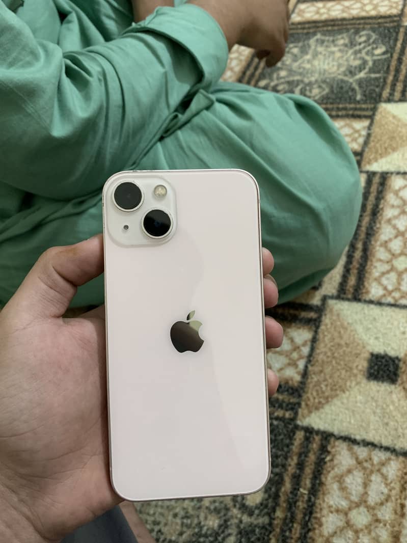 Apple iPhone 13 2