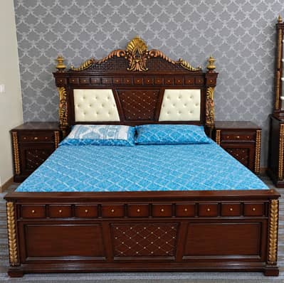 Chinioti Style Sheesham Wood Bedroom Set