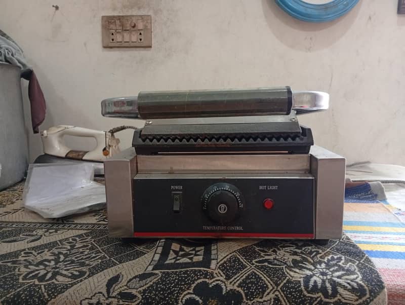 Sandwich Maker machine 7