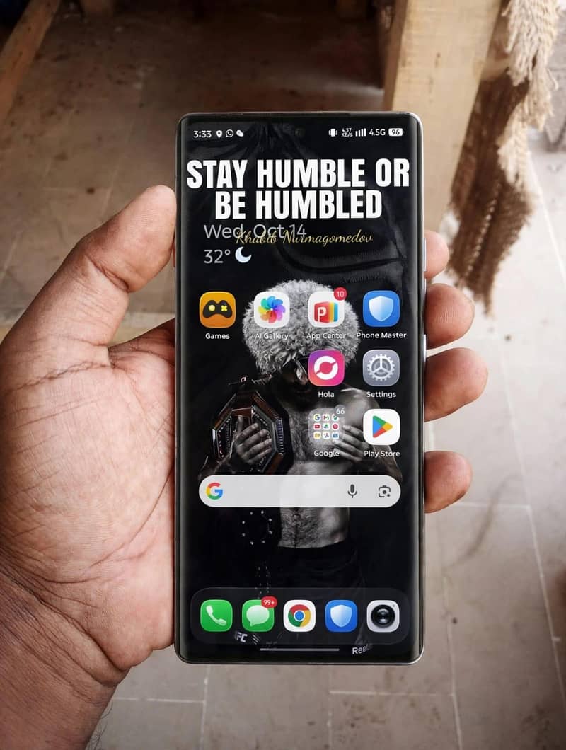 Tecno CAMON 40 Pro 0