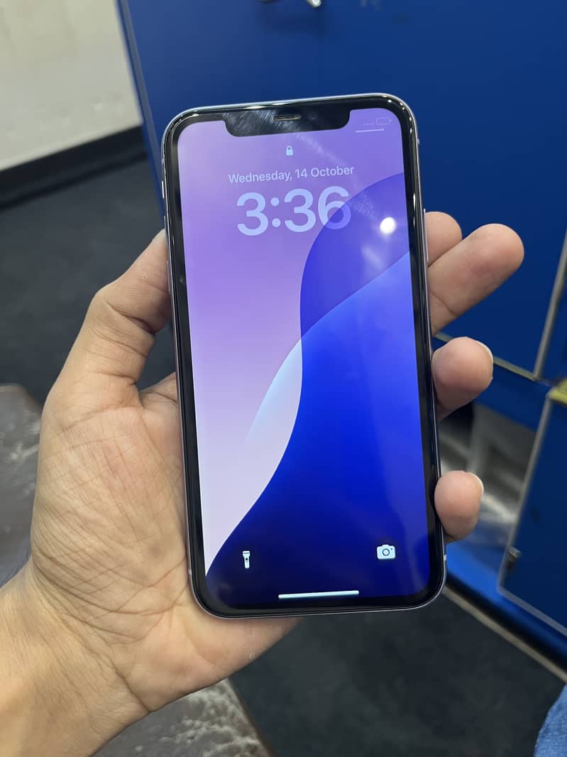Apple iPhone 11 5