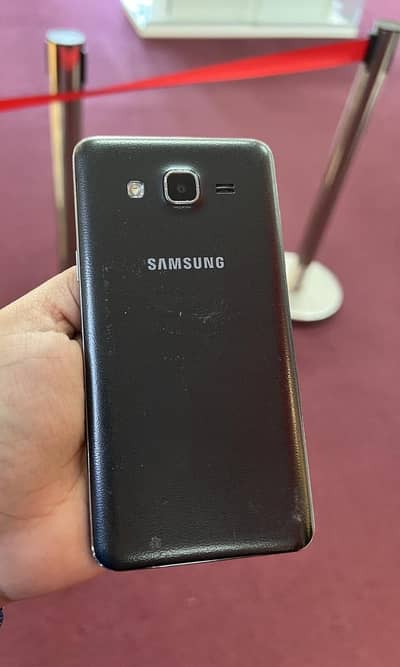Samsung Mobile J3