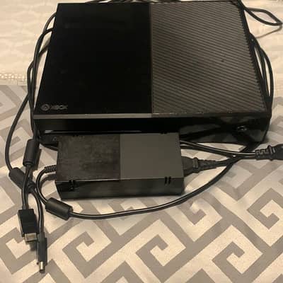 Xbox one 500gb condition 10/10