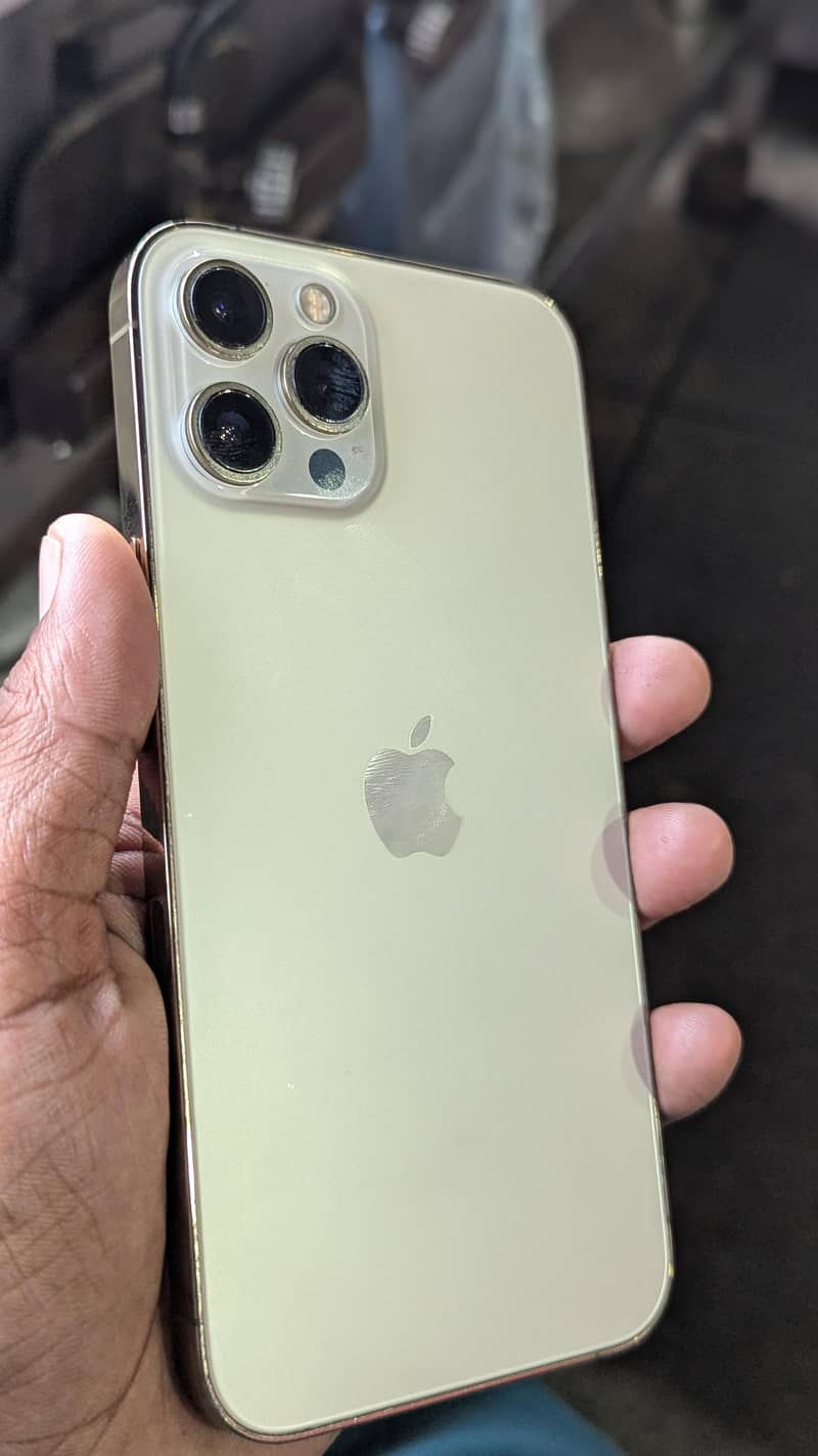 Apple iPhone 12 Pro Max 1