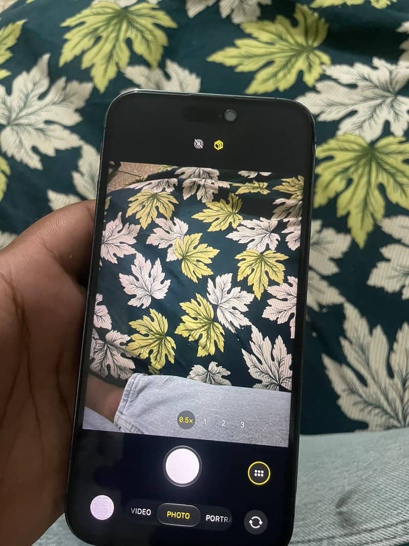 Apple iPhone 14 Pro Max 1