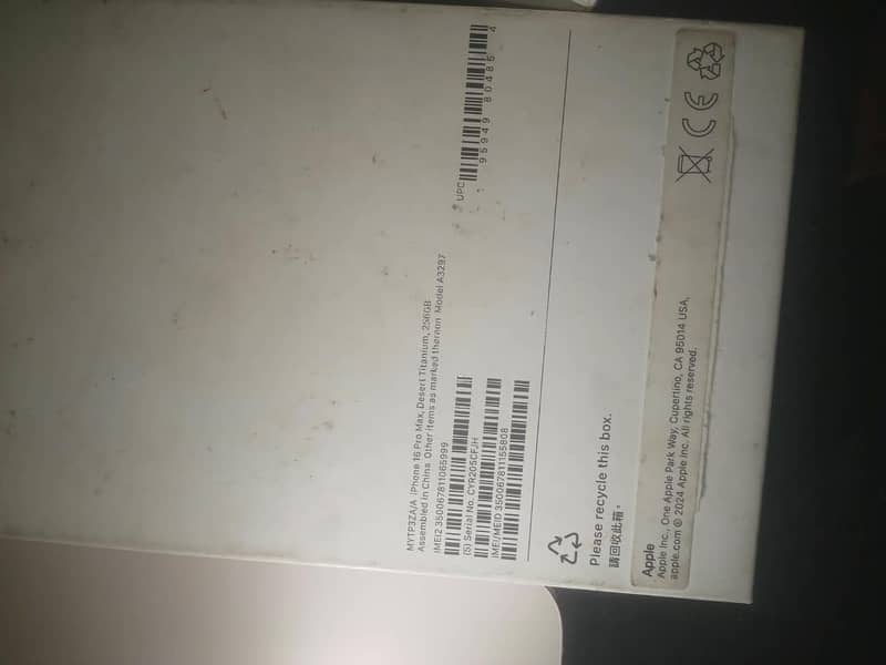 Apple iPhone 16 Pro Max 5