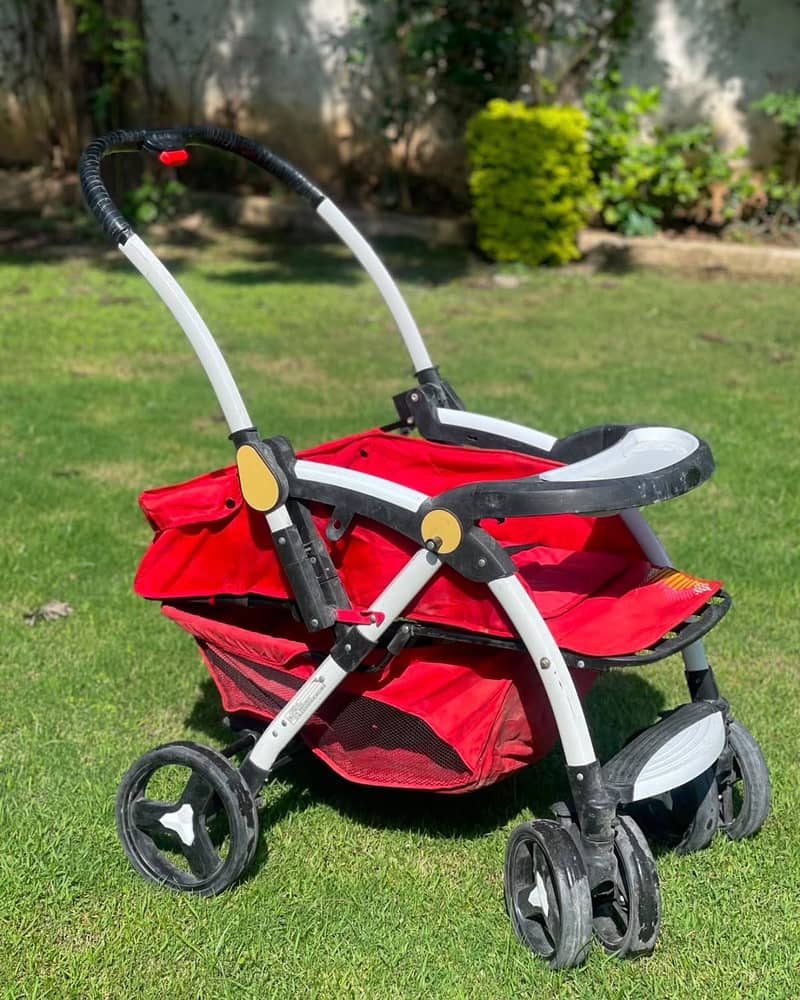 Pram / stroller 0