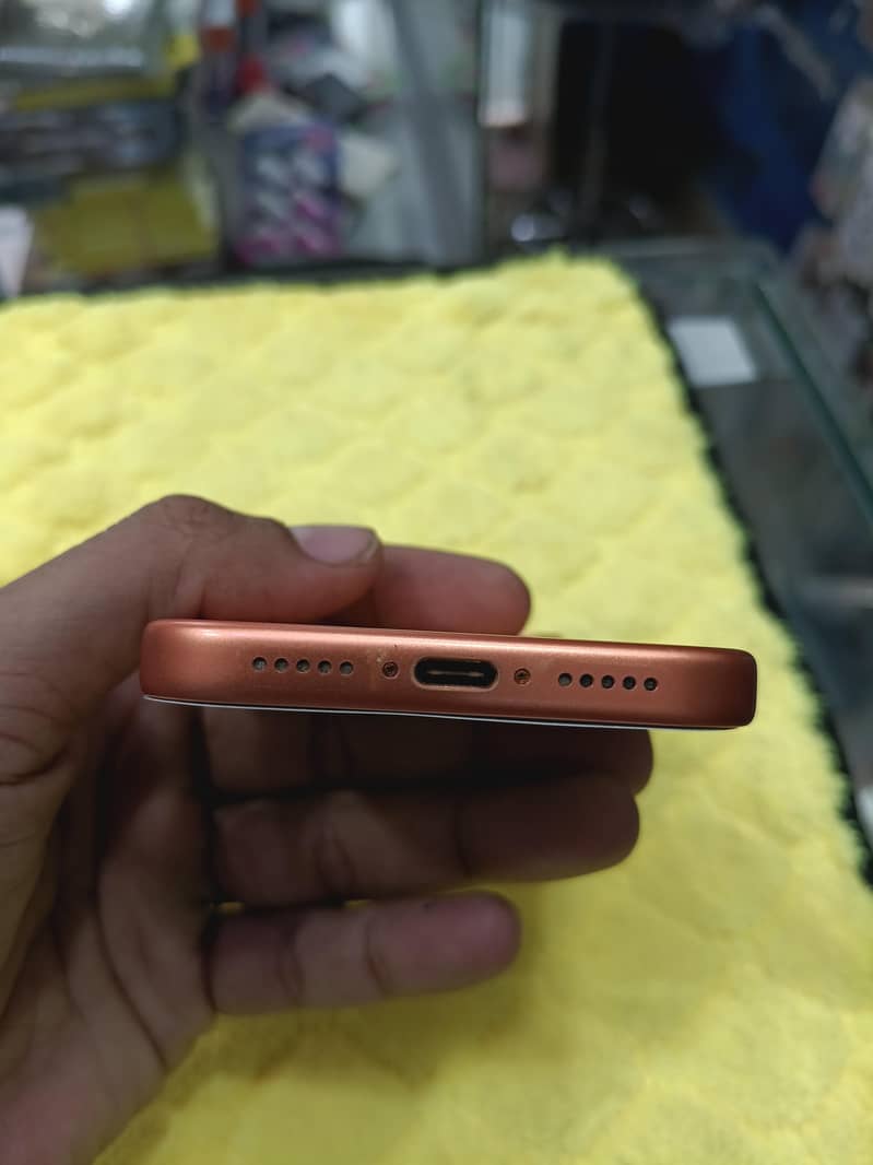 Apple iPhone 17 Pro 2