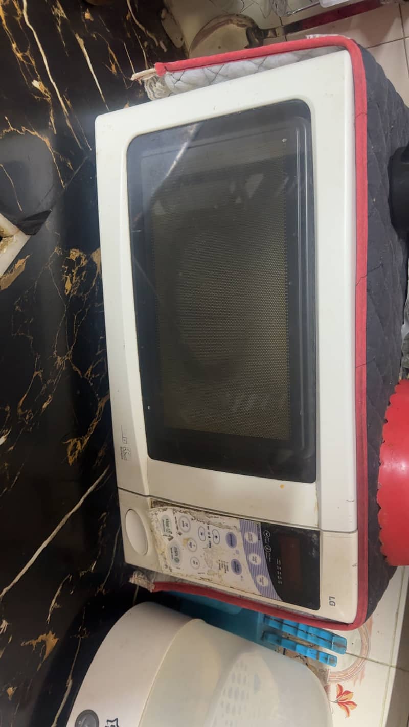 Used microwave 0