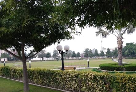 4 Kanal Prime Land on Expressway Faisalabad