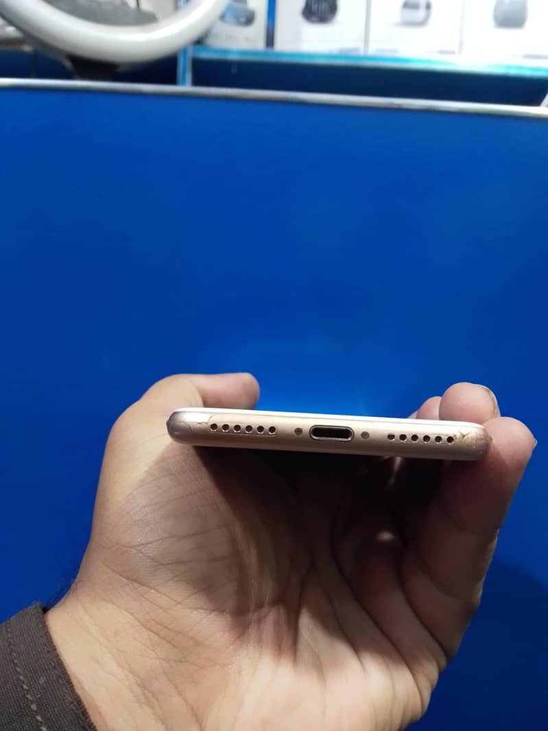 Apple iPhone 8 2