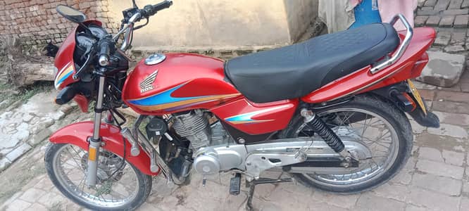 Honda deluxe 125 lush condition