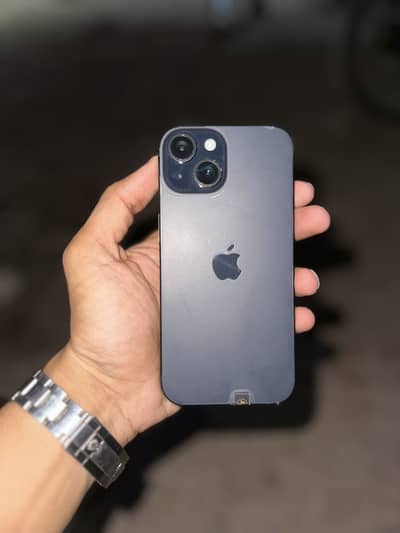 Apple iPhone 15