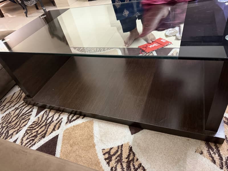 Table selling 0