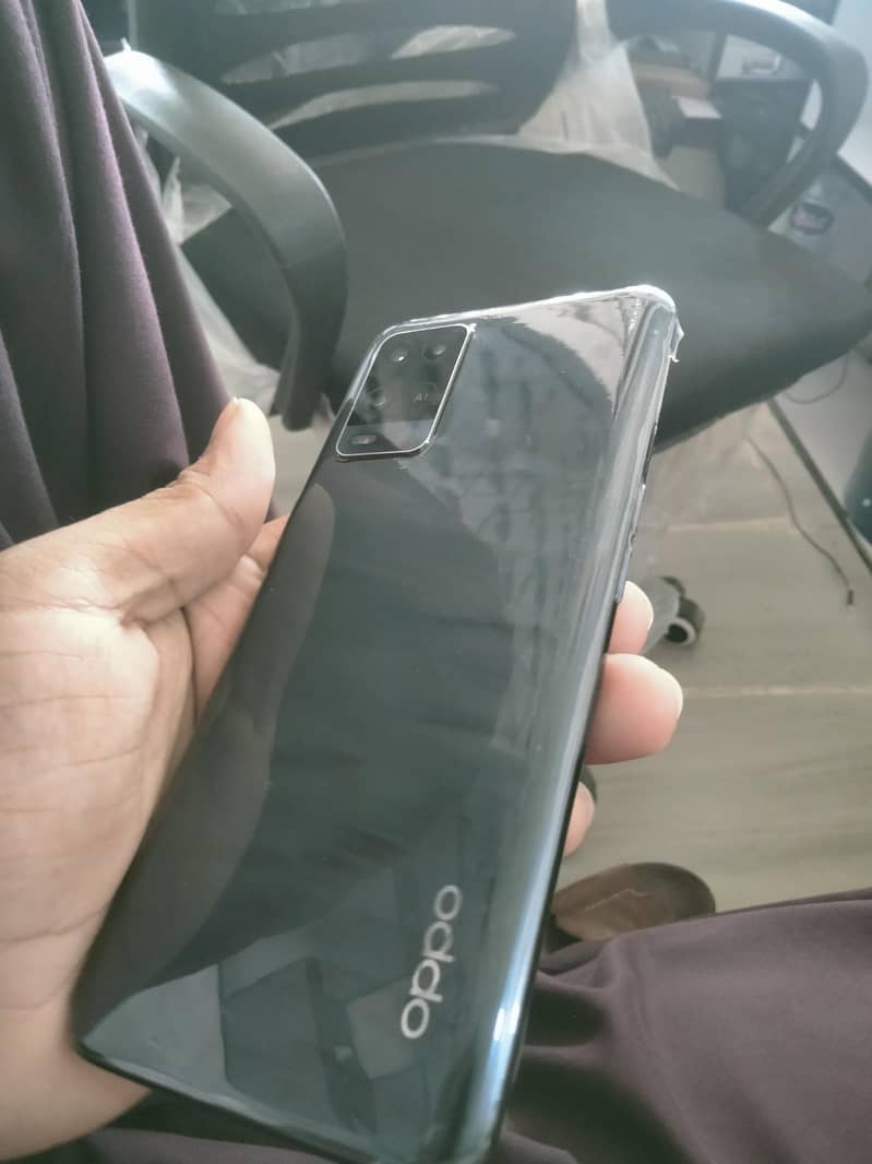 OPPO A54 1