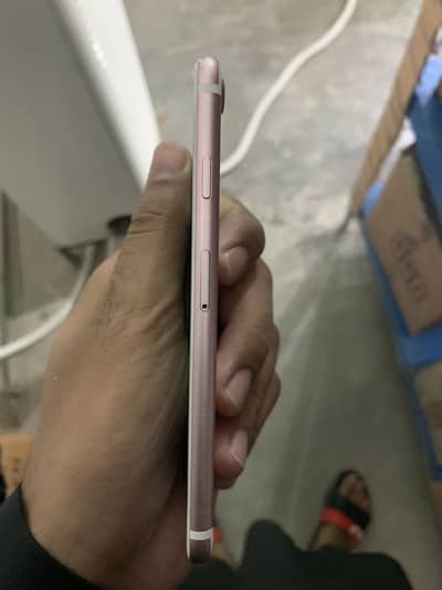 Apple iPhone 7