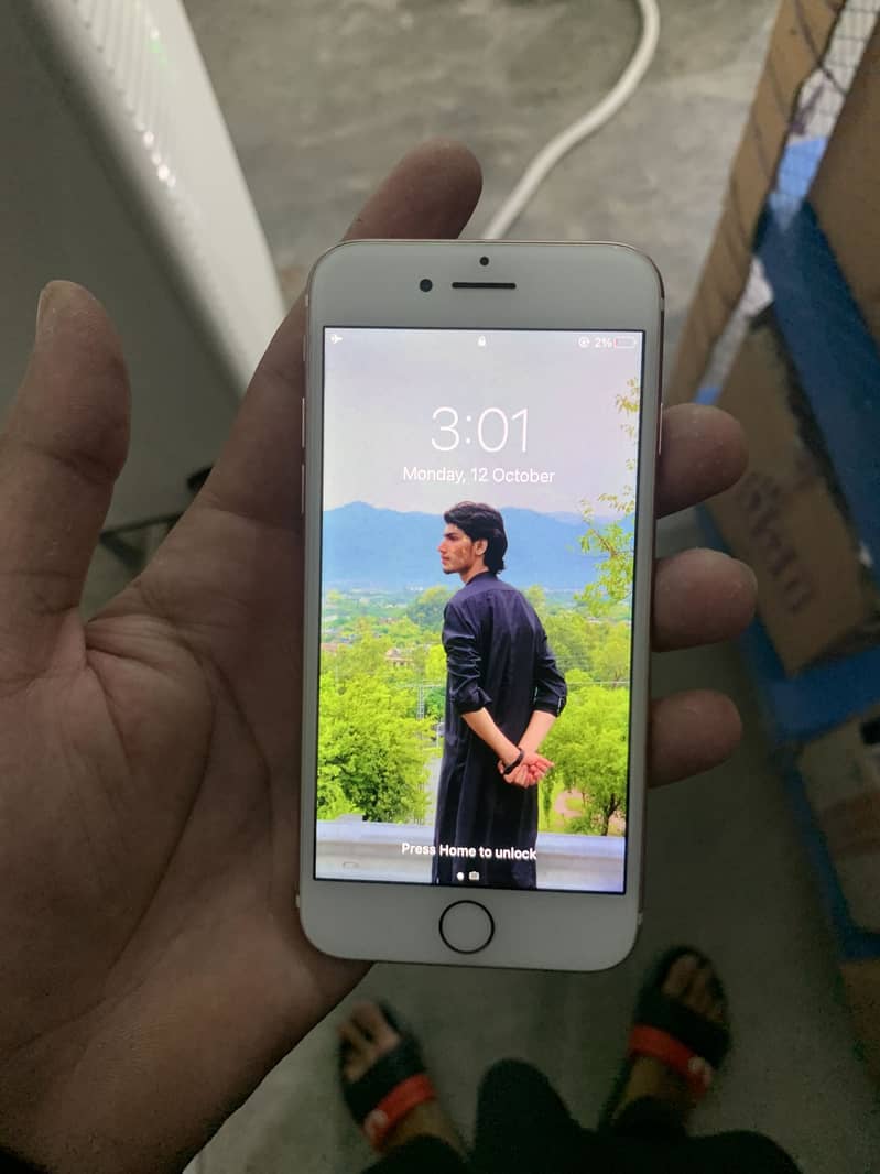 Apple iPhone 7 3