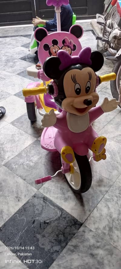 Girls cycle