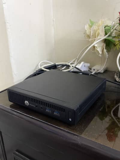 HP EliteDesk 705 G2 Mini PC - AMD-A8 PRO(i5-4th-Gen) 128GB SSD 1GB GPU