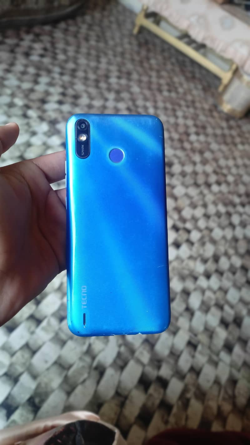 Tecno Spark 4 Lite 0