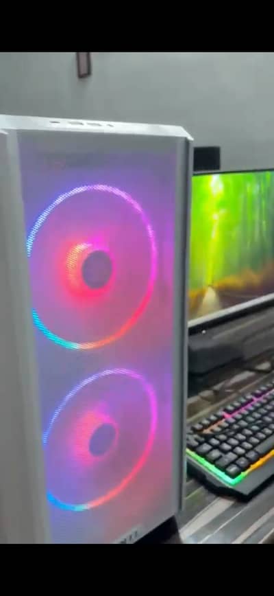 AMD RYZEN 9 9900x with Gaming Monitor 27 inch Gigabyte 180hz