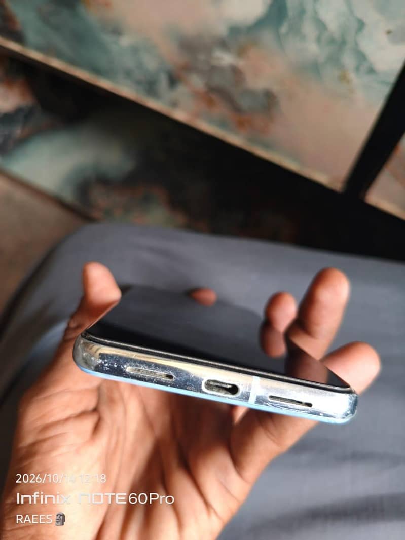 Google Pixel 8 Pro 2
