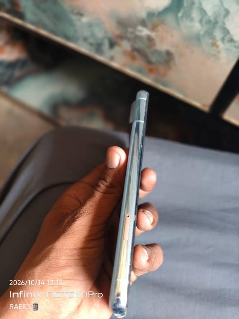 Google Pixel 8 Pro 3