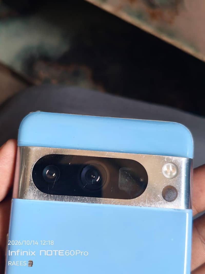 Google Pixel 8 Pro 4